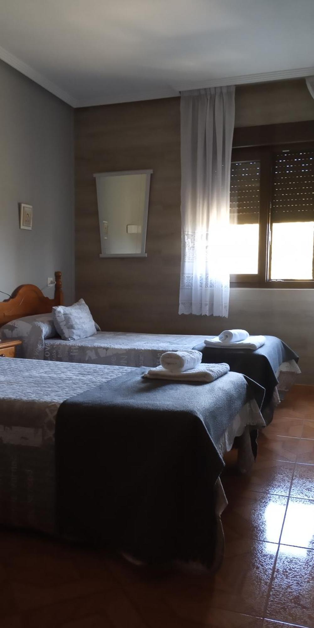 Hostal La Collada De Aralla Aralla de Luna Bagian luar foto
